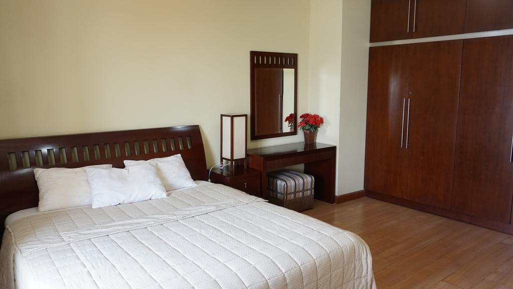 Roosseno Plaza Serviced Apartment จาการ์ตา ภายนอก รูปภาพ