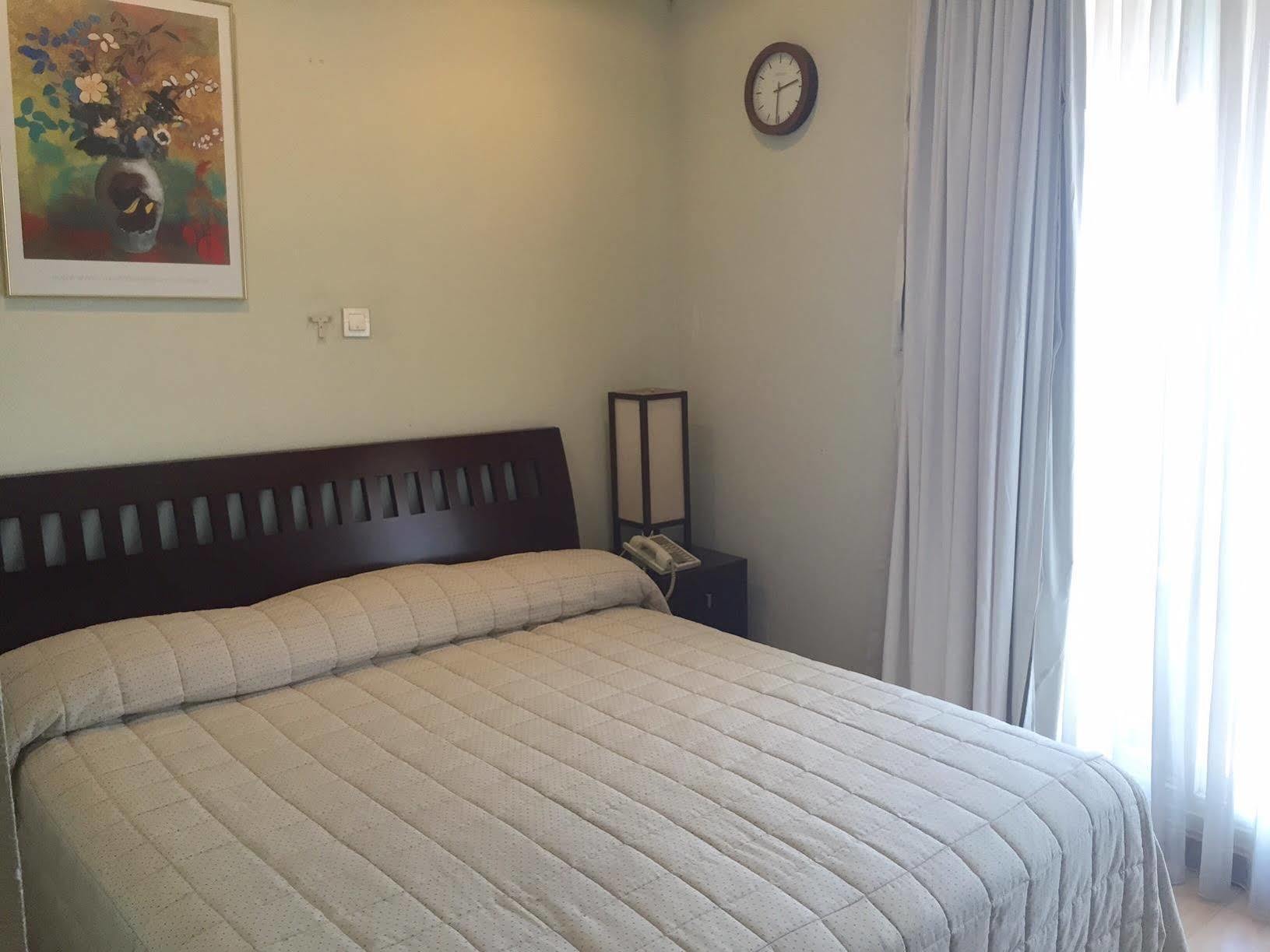 Roosseno Plaza Serviced Apartment จาการ์ตา ภายนอก รูปภาพ