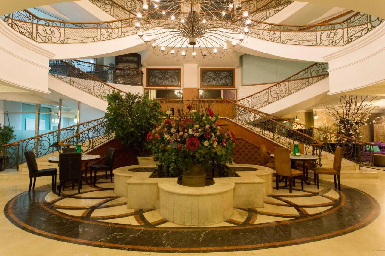 Roosseno Plaza Serviced Apartment จาการ์ตา ภายนอก รูปภาพ